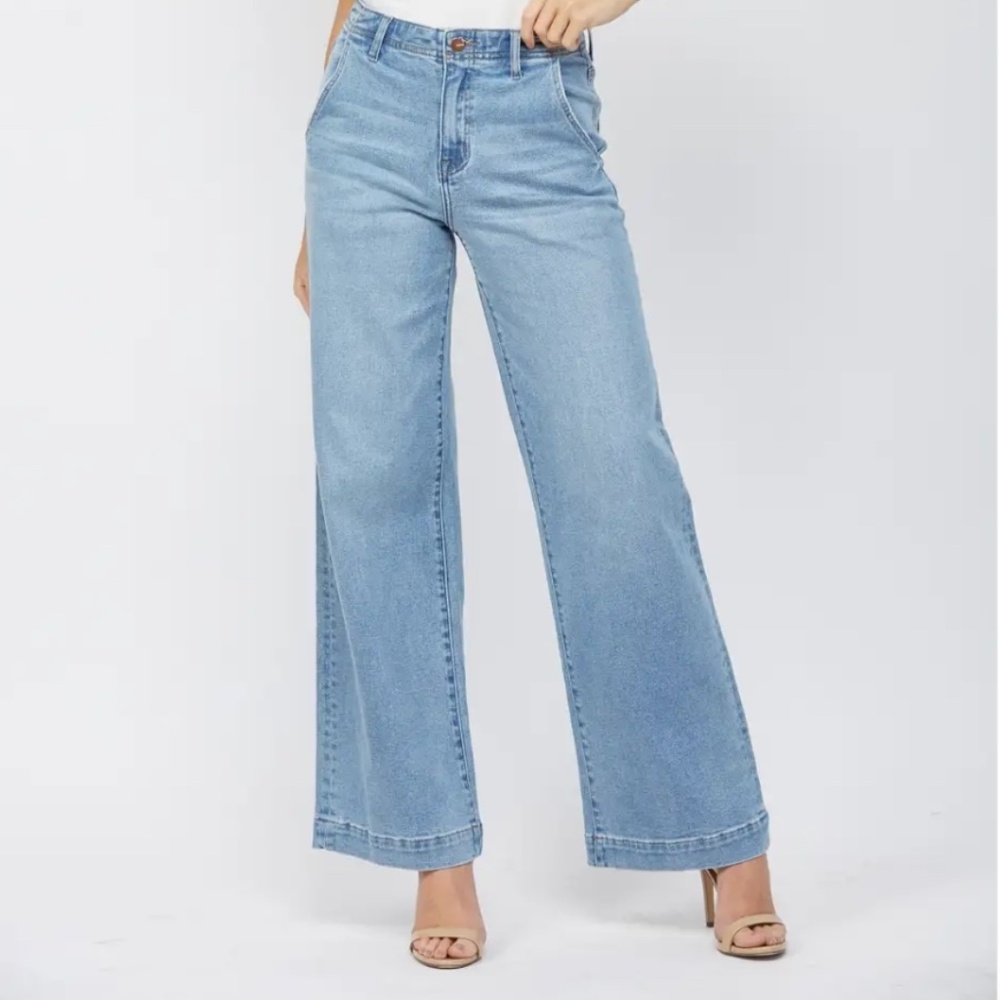 High Rise Wide Leg with Slant Pocket